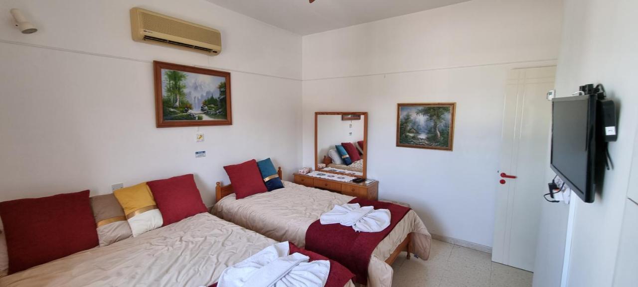 Astrofegia Apartments Near The Sea Agia Marina  Exterior photo